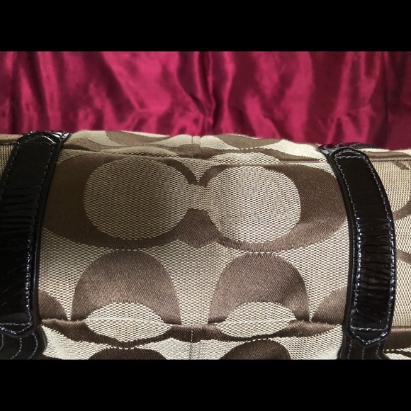 Authentic Coach - Picture 3 of 4